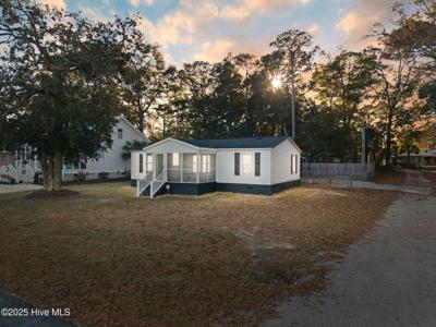 1936 Ocean Haven Road SW