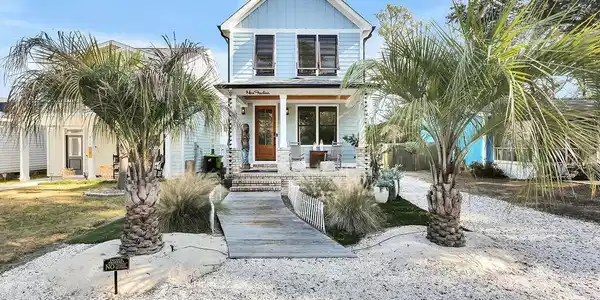 914 N Caswell Avenue