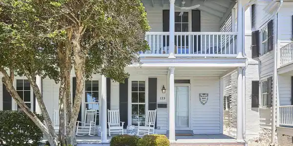 125 Front Street