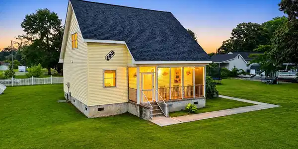 109 Chickasaw Trail