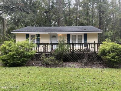 11 Cedar Lane