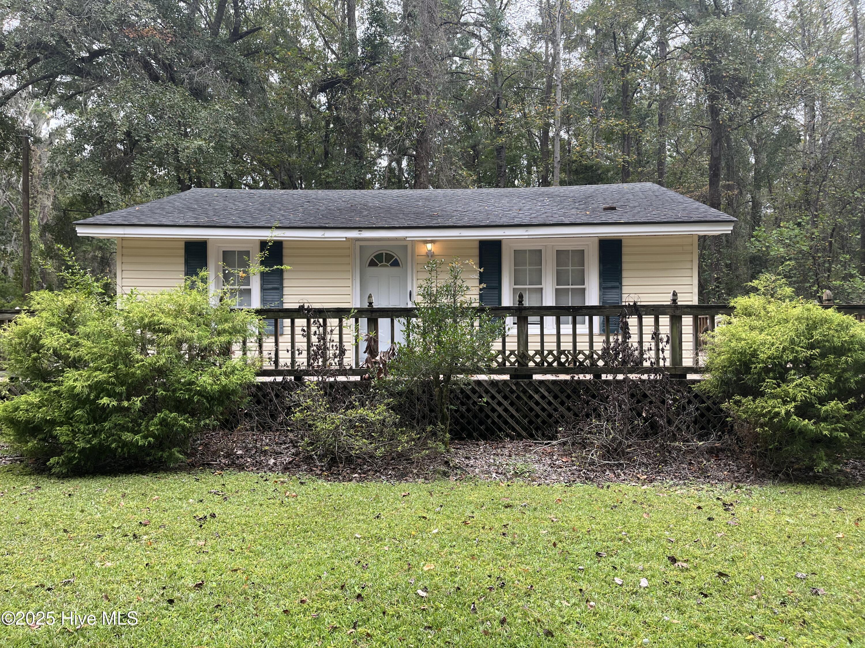 Image 1: Exterior of house