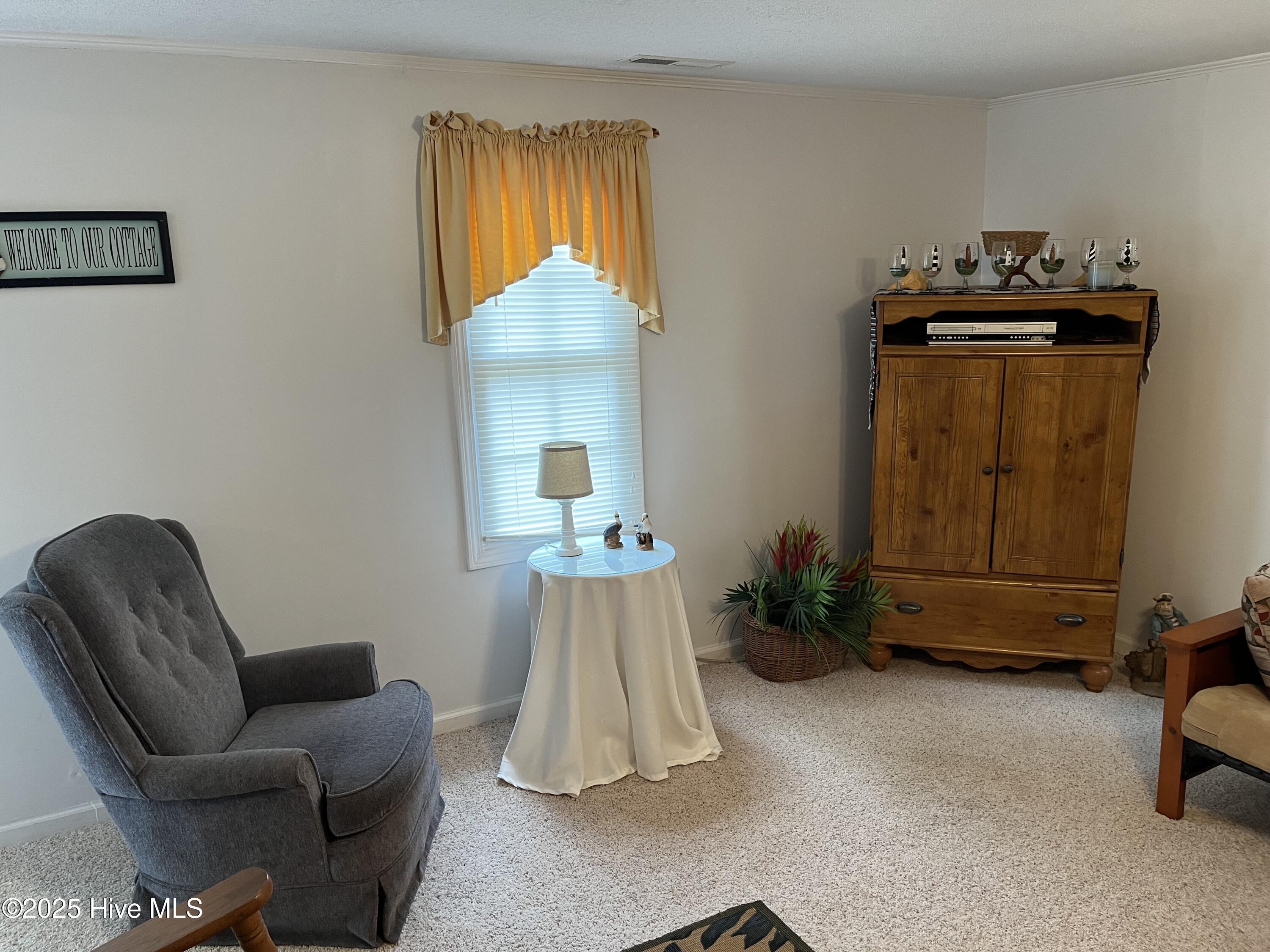 Image 2: Living Room