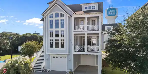 101 Bay Ridge Drive