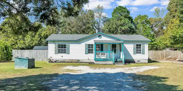 103 Stoneybrook Court