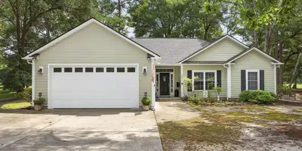 3060 Purple Finch Lane SW