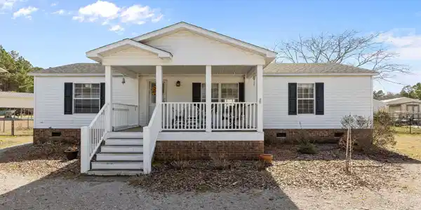 106 Bay Harbor Court