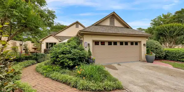 1921 Prestwick Lane