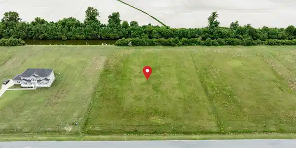Image 4: lot3