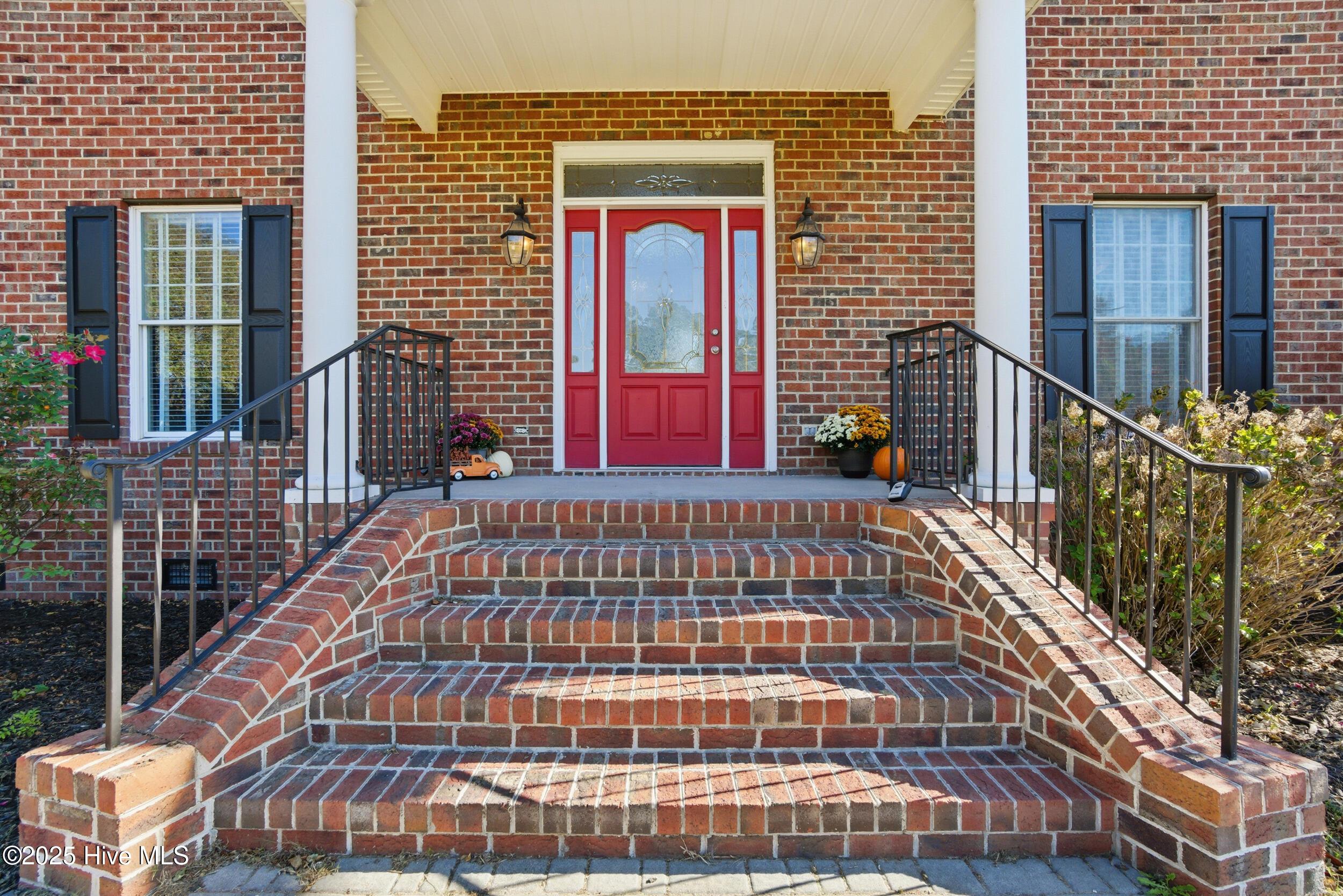 Image 3: DSC08786 (1)