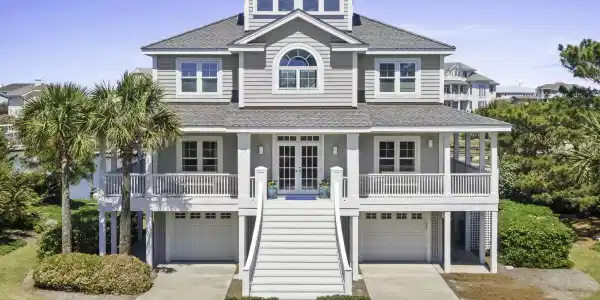 4 Sandy Point