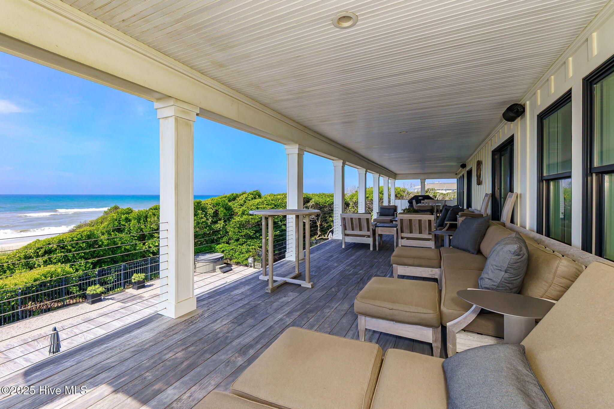 Image 4: Second floor covered porch