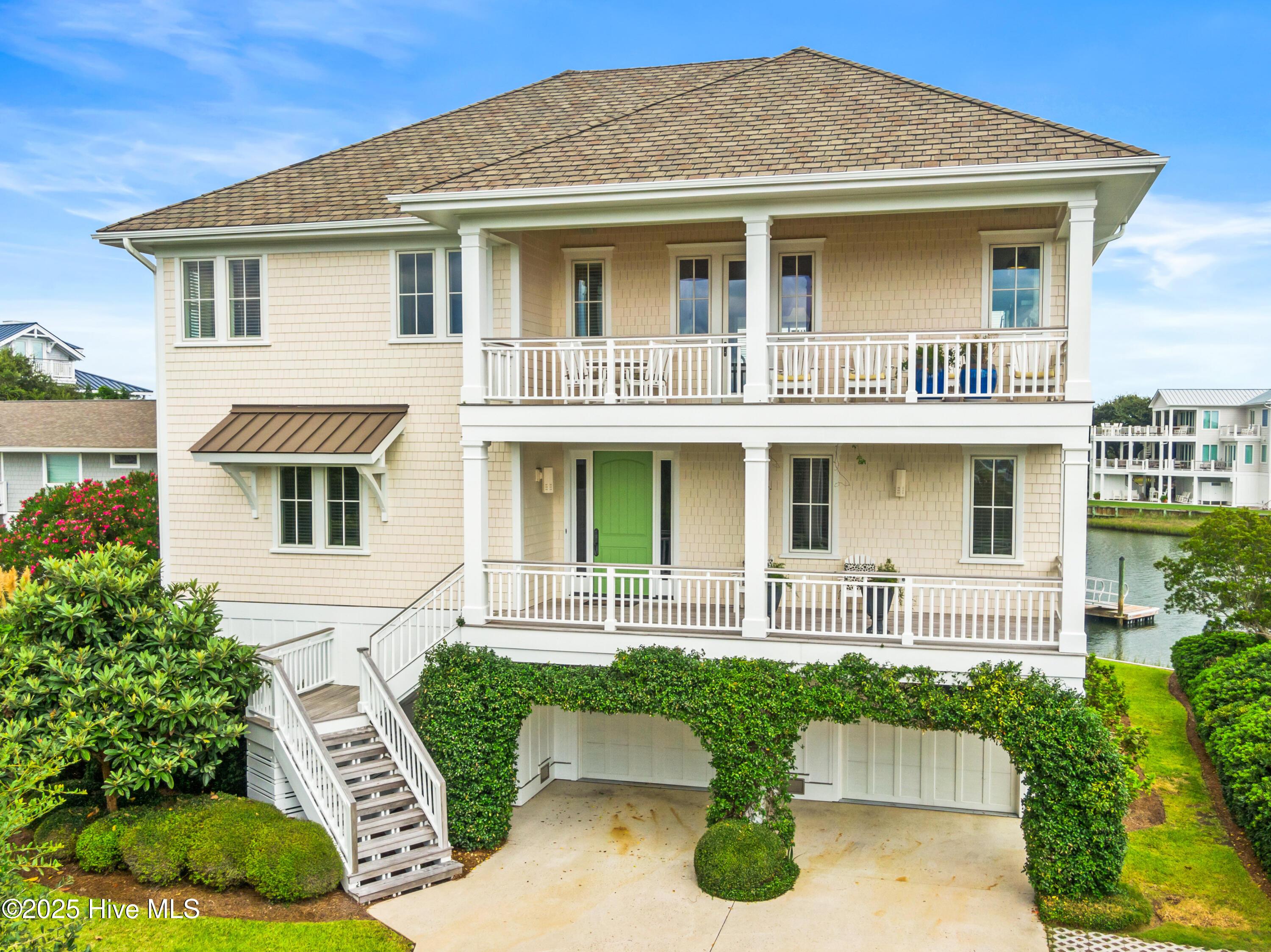 Image 3: 003_16_sandy_point-03_388