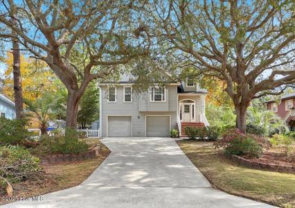 102 SW 11th Street