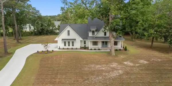 Image 3: 5-web-or-mls-DJI_0725