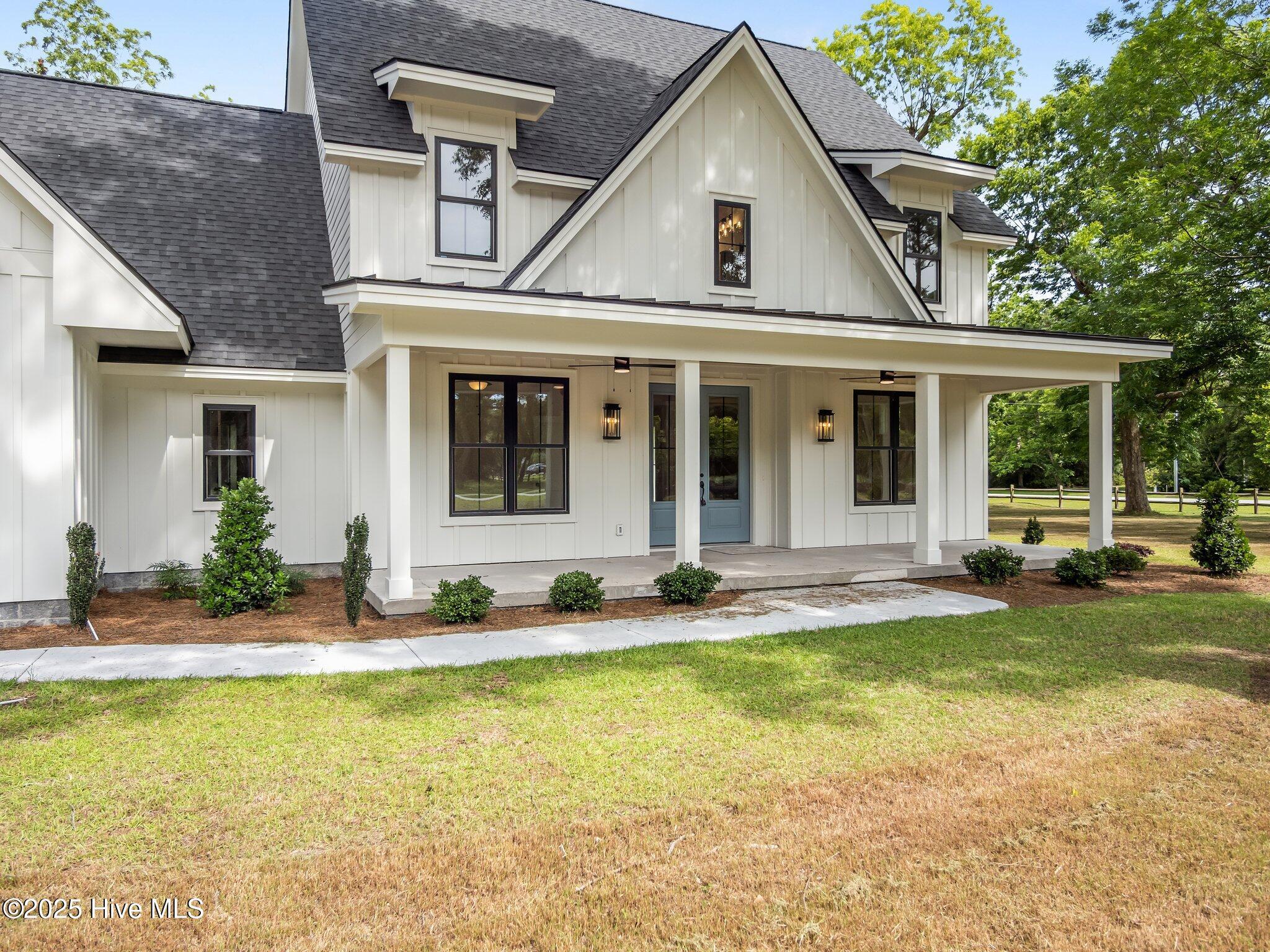 Image 4: 8-web-or-mls-P6128836