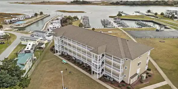 650 Cedar Point Boulevard Unit B35