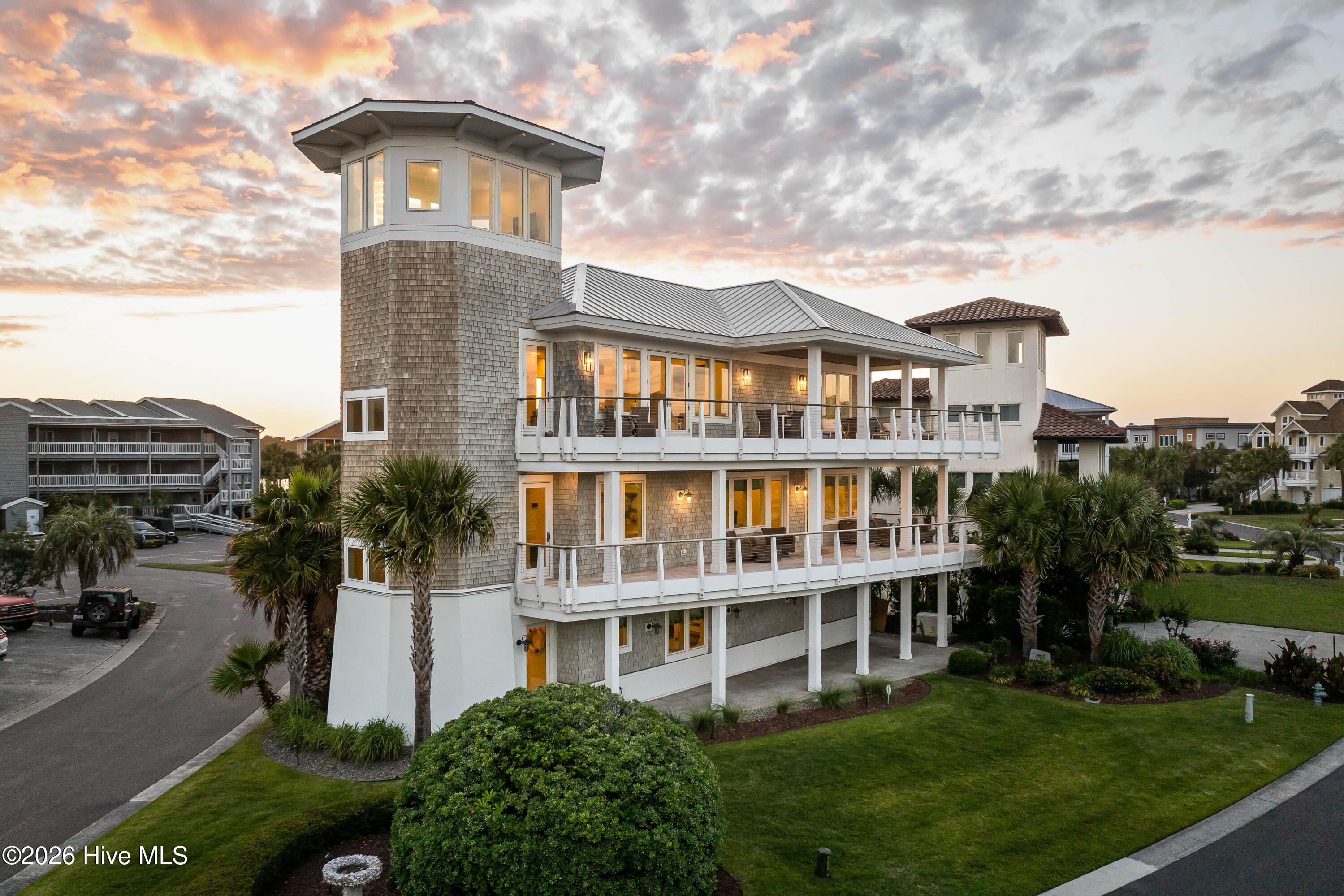 Image 3: 415 Oceana Way 2