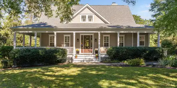 5122 Prices Creek Drive