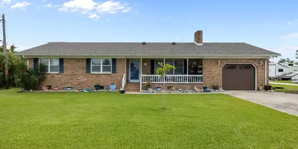 Image 2: Welcome home!