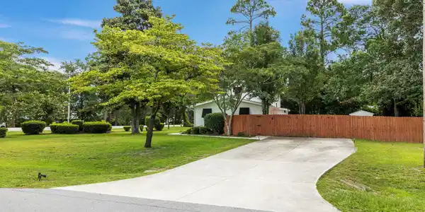 3319 Country Club Road