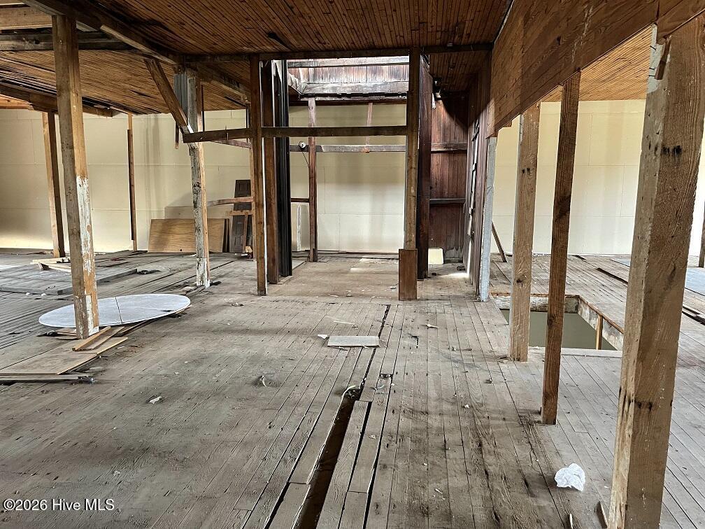 Image 3: 2ndfloor2