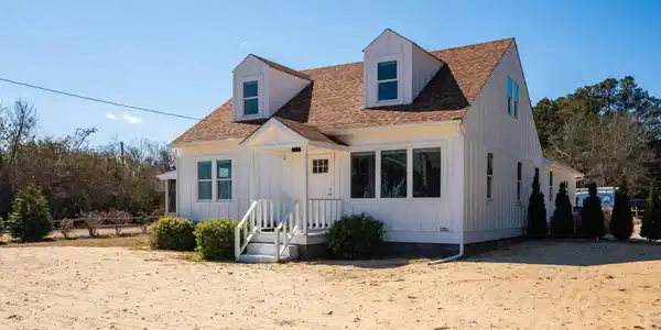 292 Narrow Shore Road