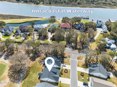 2086 Greenside Manor Drive SW