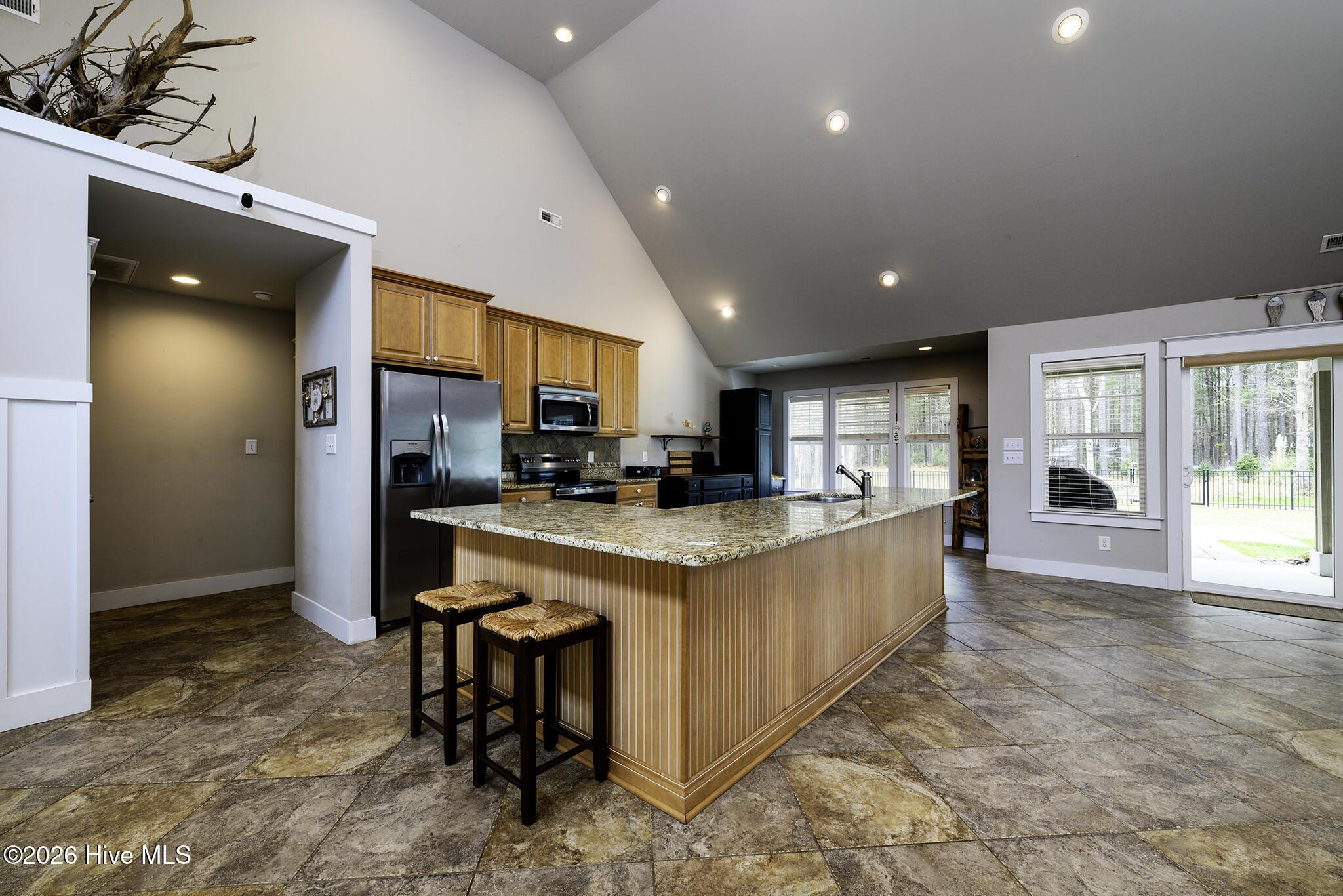 Image 3: Open Kitchen