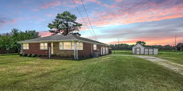 202 Winfall Boulevard