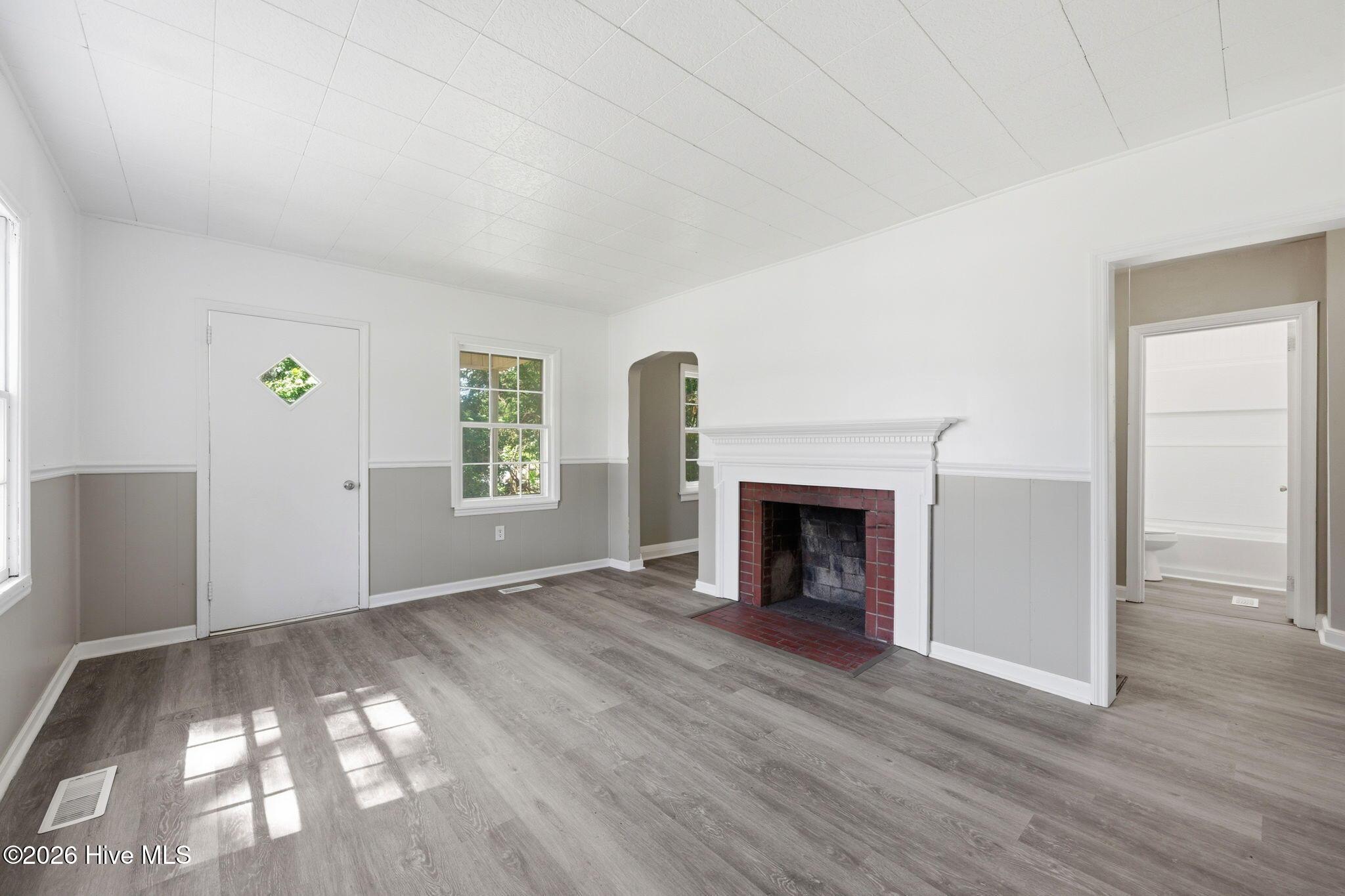 Image 4: 1610 Queen Anne Lane, New Bern, NC