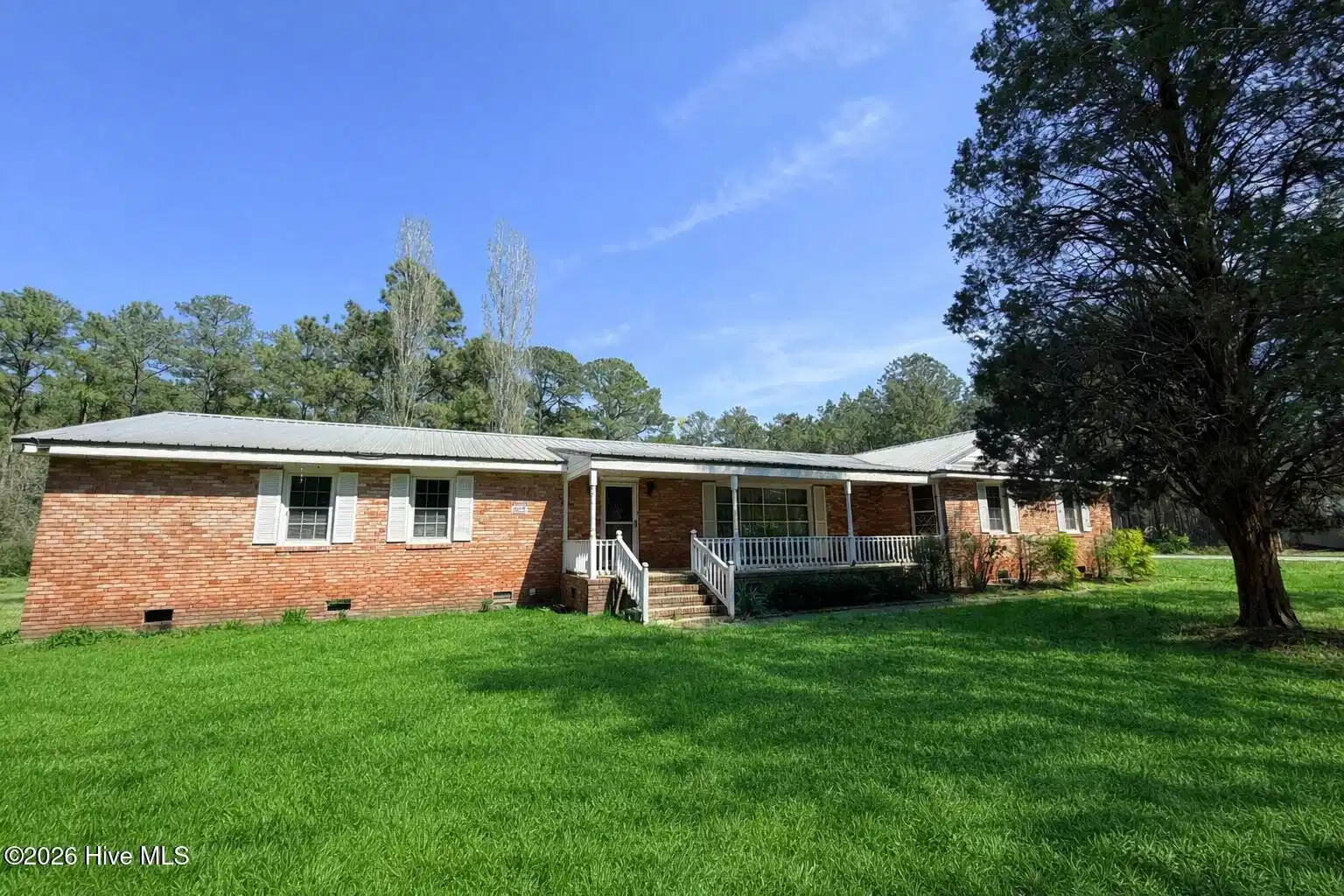 Image 1: Front of Home - Spring