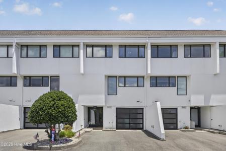 5419 Marina Club Drive