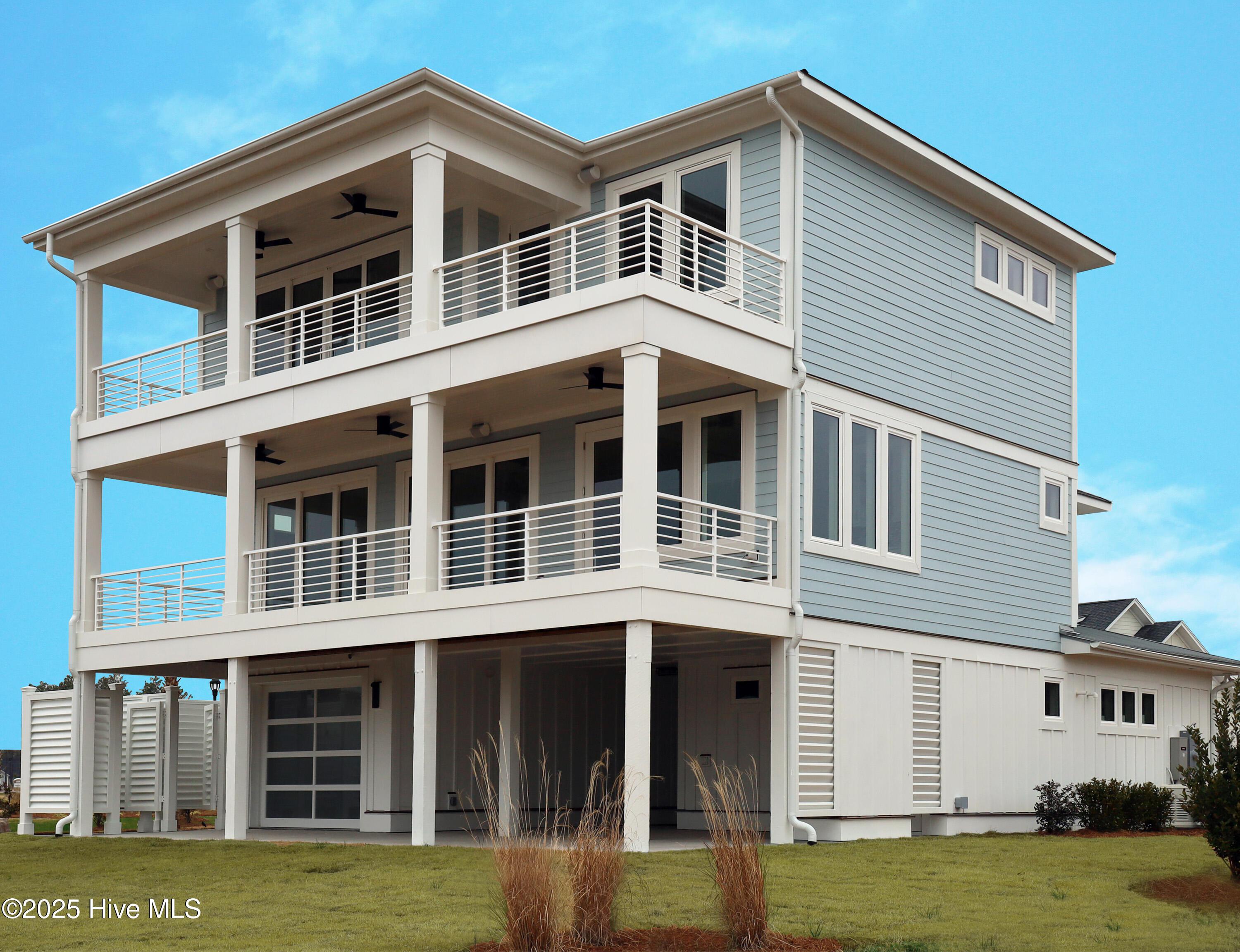 Image 2: Rear Elevation