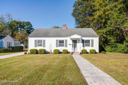1612 Queen Anne Lane