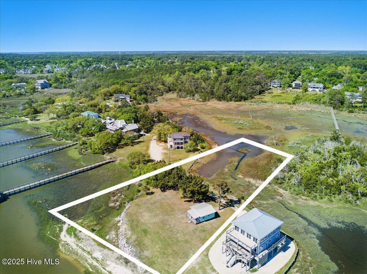 Image 1: 162' of waterfront on the ICWW
