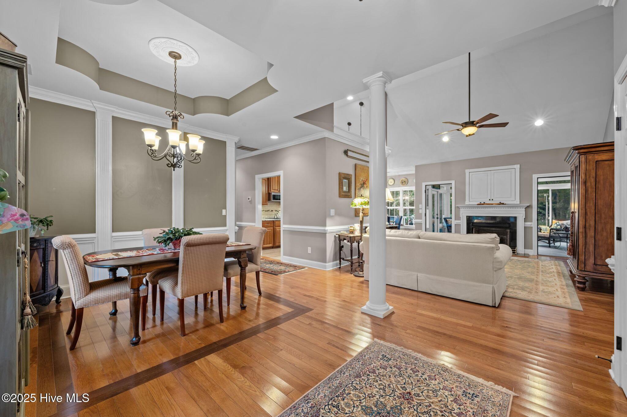 Image 2: 19-web-or-mls-DSC_6991