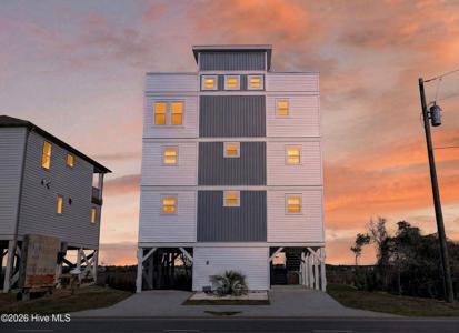 321 N New River Drive