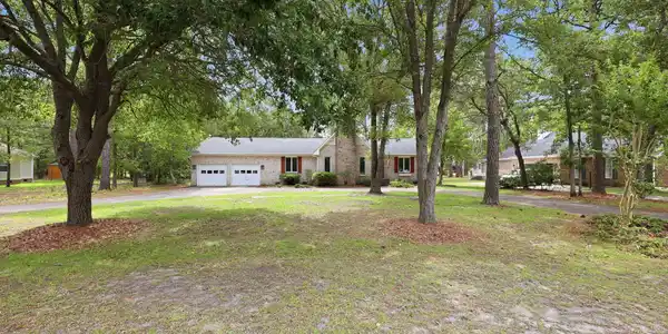 900 Crane Drive