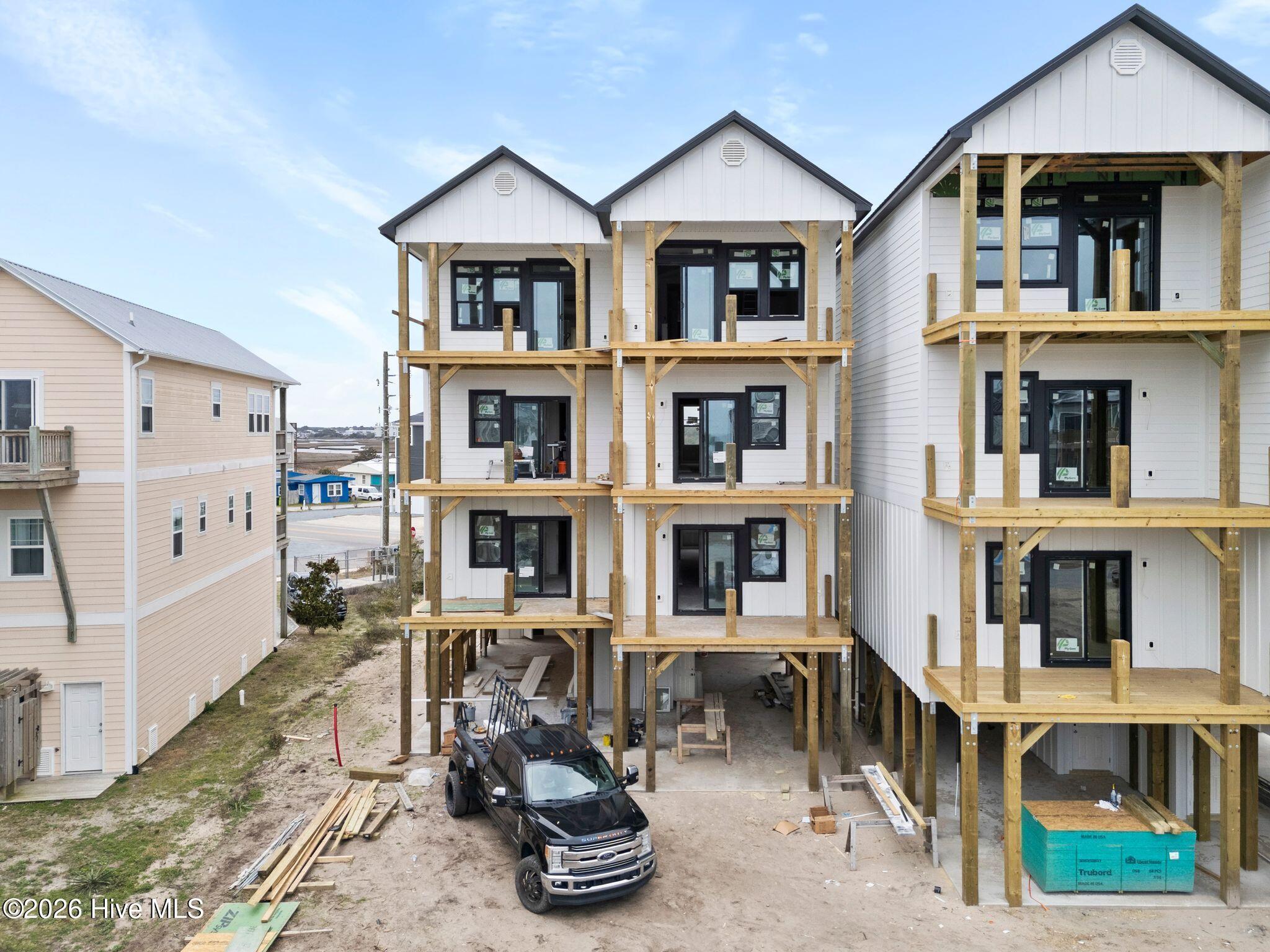 Image 2: 2_DJI_0282