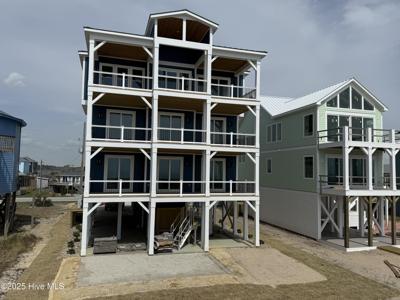 3048 Island Drive