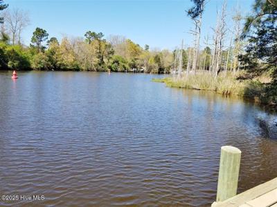 461 Country Club Drive W