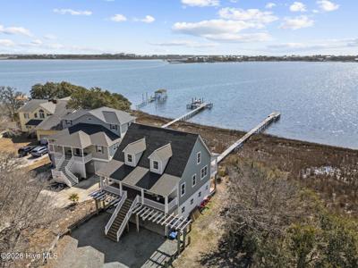 1039 Chadwick Shores Drive