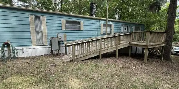 104 River Road