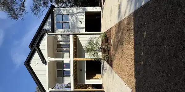2006 Ferry Landing Drive SW