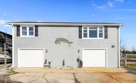 112 Croaker Street