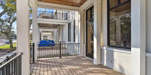Image 3: Covered Front Porch overlooking Mulberry