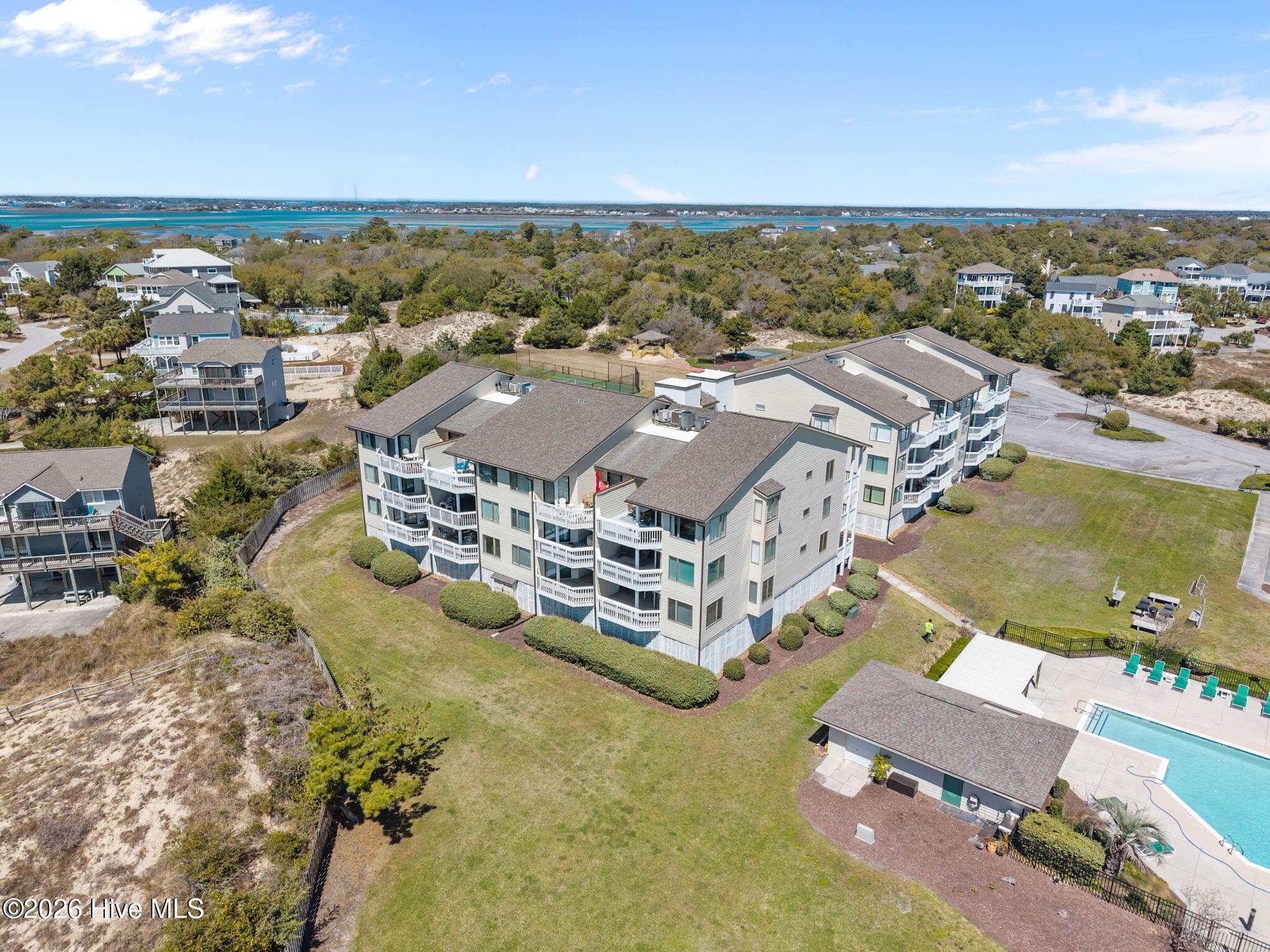 Image 3: 7-web-or-mls-DJI_20260402133534_0230_D