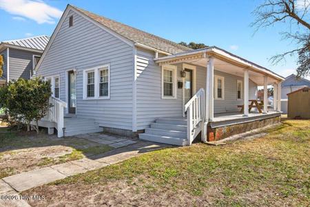 1407 Arendell Street