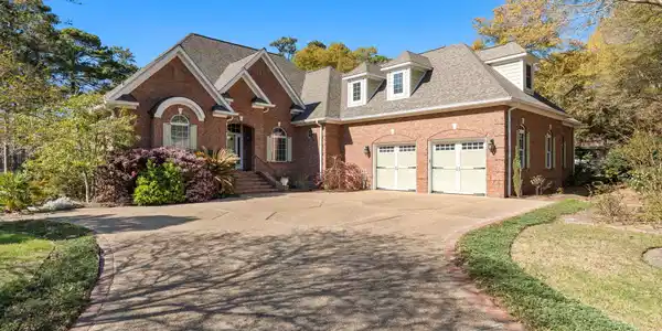 281 Lockwood Lane SW